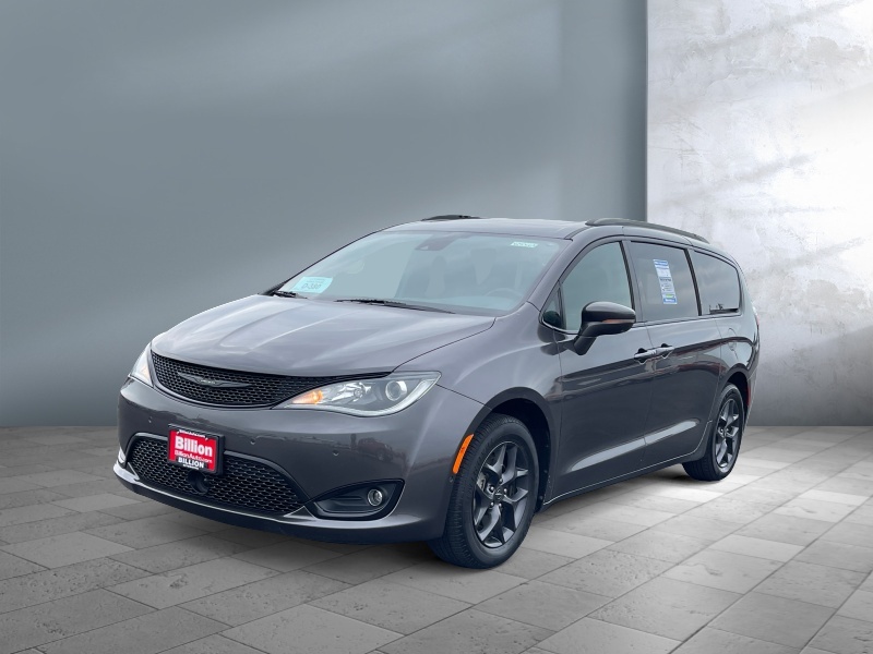 Used 2019 Chrysler Pacifica Limited Van