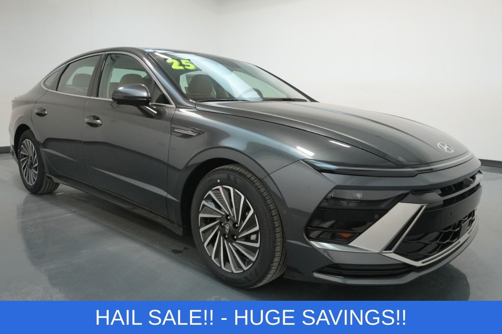 2025 Hyundai Sonata Hybrid