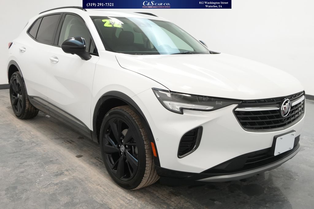 2022 Buick Envision Essence's photo