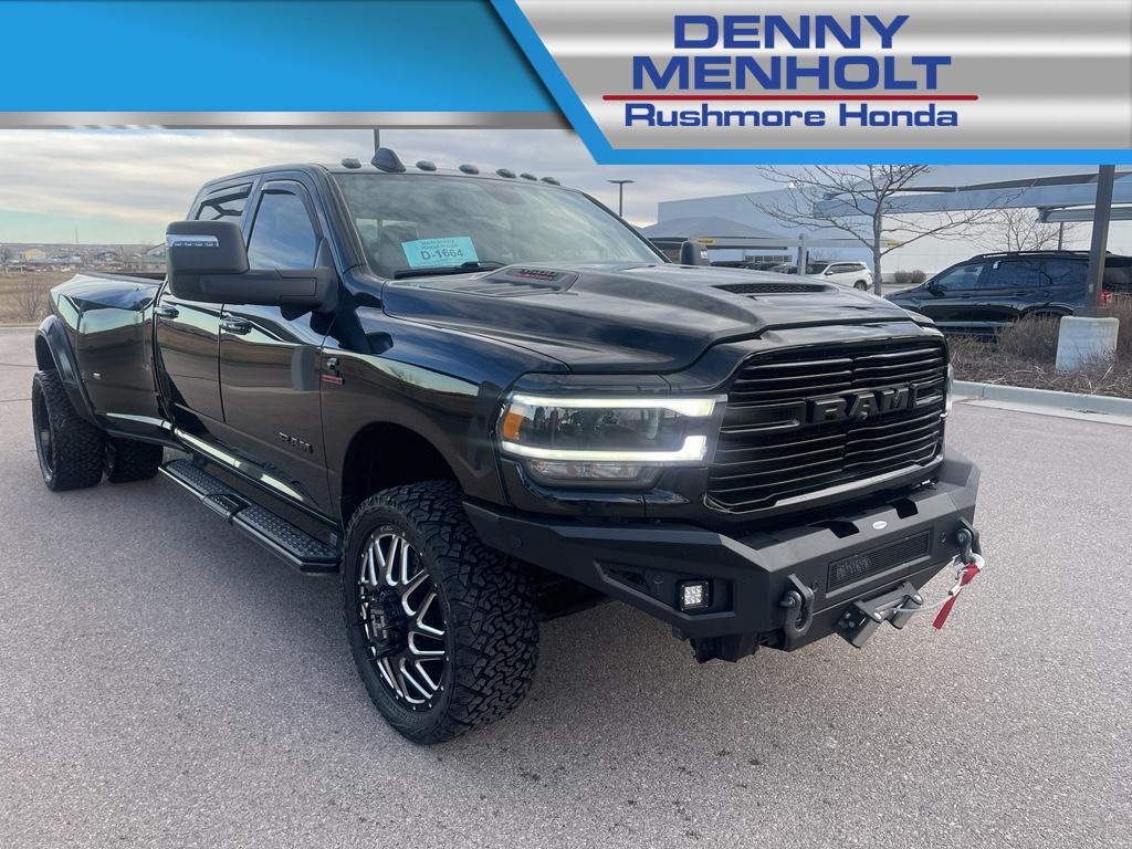 2023 RAM Ram 3500 Pickup Laramie's photo