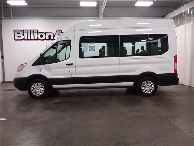 ford transit passenger 2019