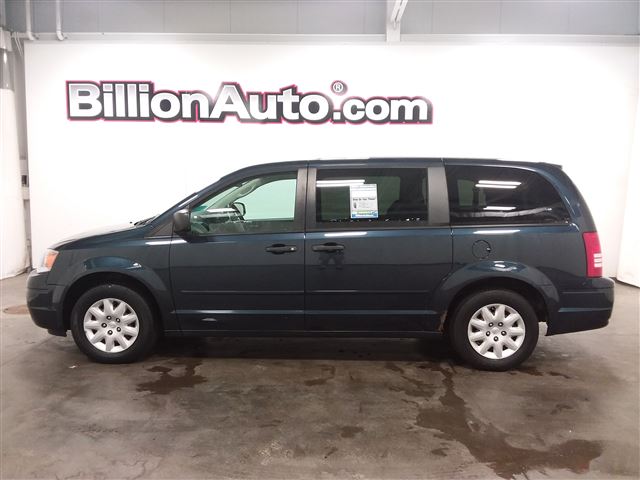 Used 2008 Chrysler Town And Country Lx