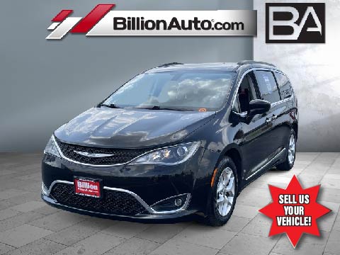 Used 2017 Chrysler Pacifica Touring-L Van