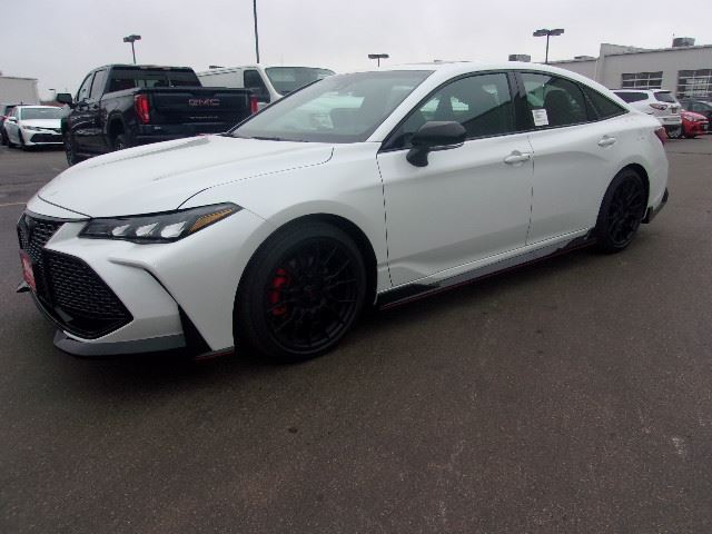 2020 toyota avalon trd accessories