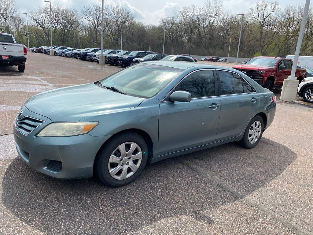 Used 2010 Toyota Camry LE Car