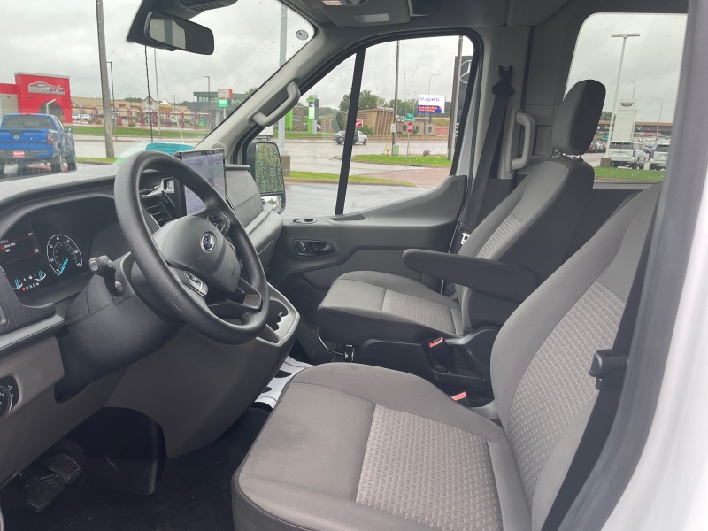 2025 Ford Transit Passenger Wagon
