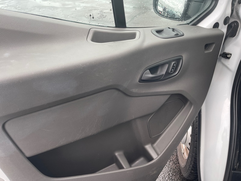 2025 Ford Transit Passenger Wagon