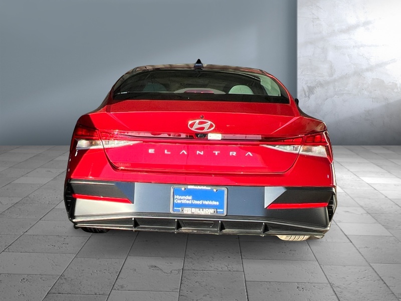 2024 Hyundai Elantra