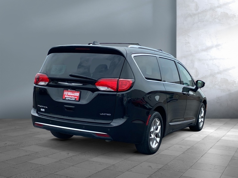 2017 Chrysler Pacifica