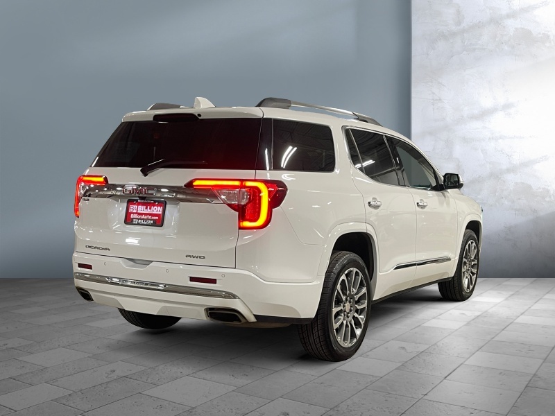 2022 GMC Acadia