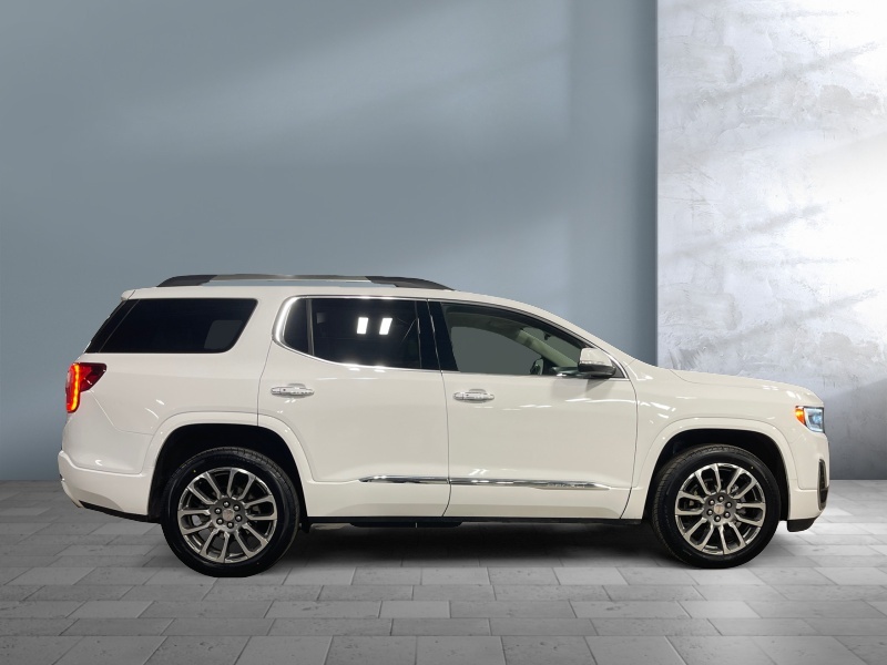 2022 GMC Acadia