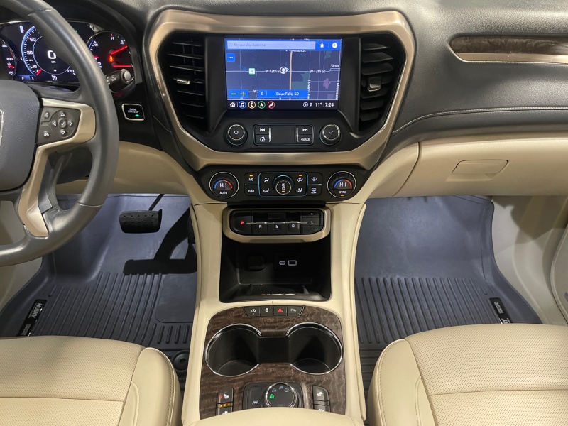 2022 GMC Acadia