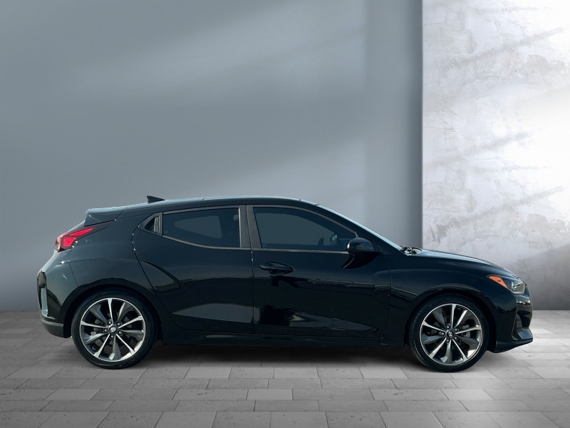 2020 Hyundai Veloster