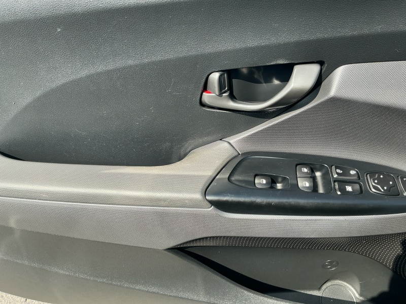 2020 Hyundai Veloster