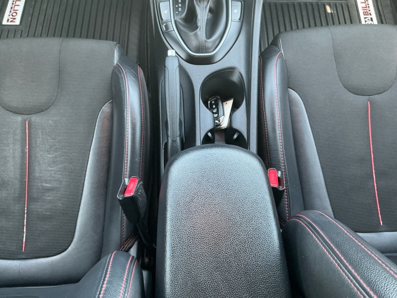 2020 Hyundai Veloster