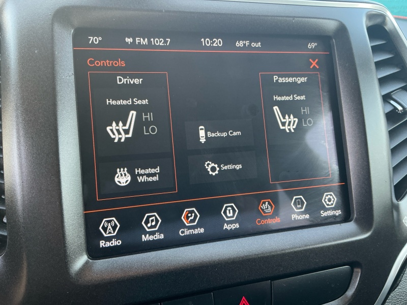 2020 Jeep Cherokee