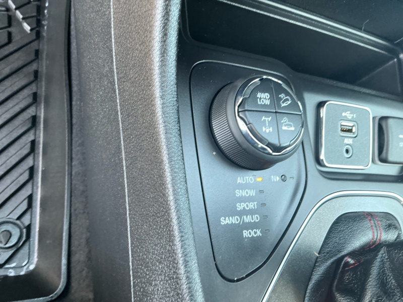 2020 Jeep Cherokee