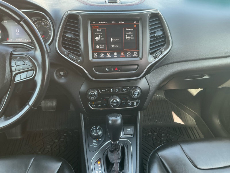 2020 Jeep Cherokee