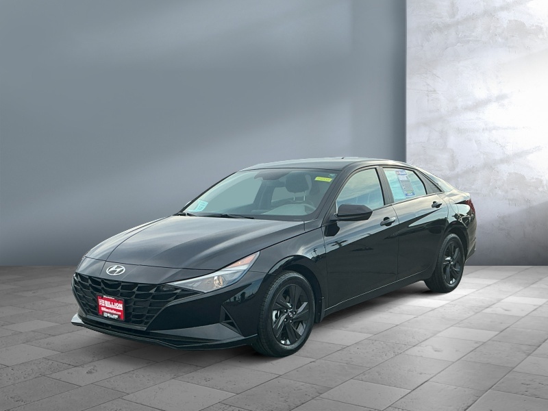 Used 2023 Hyundai Elantra SEL Car