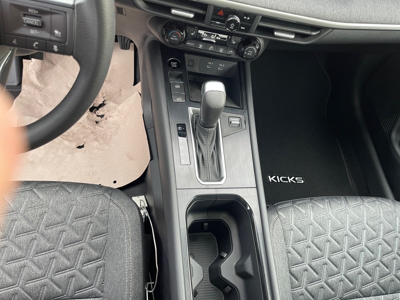 2027 Nissan Kicks