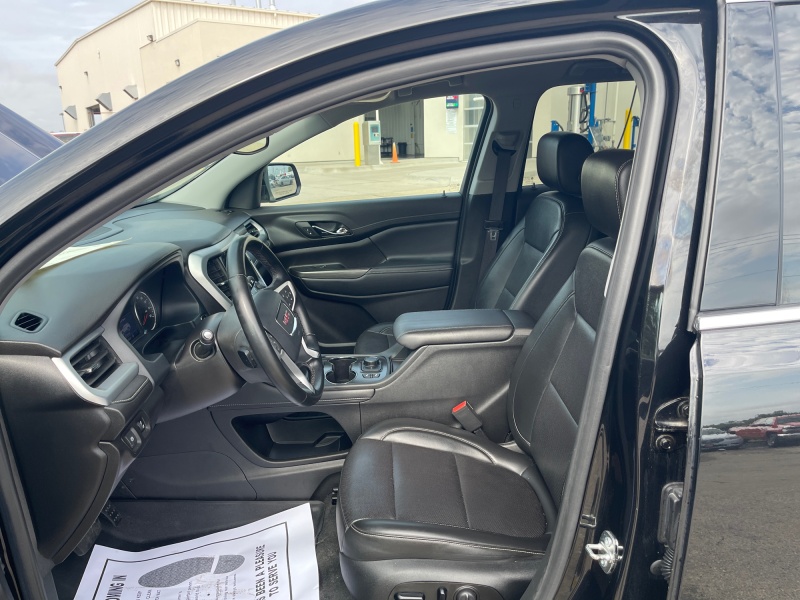 2023 GMC Acadia