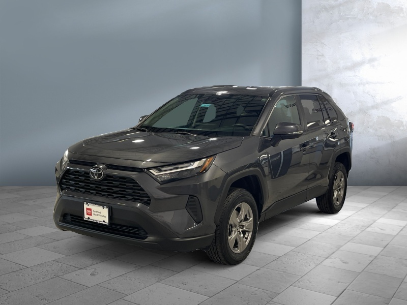 Used 2023 Toyota RAV4 XLE Crossover