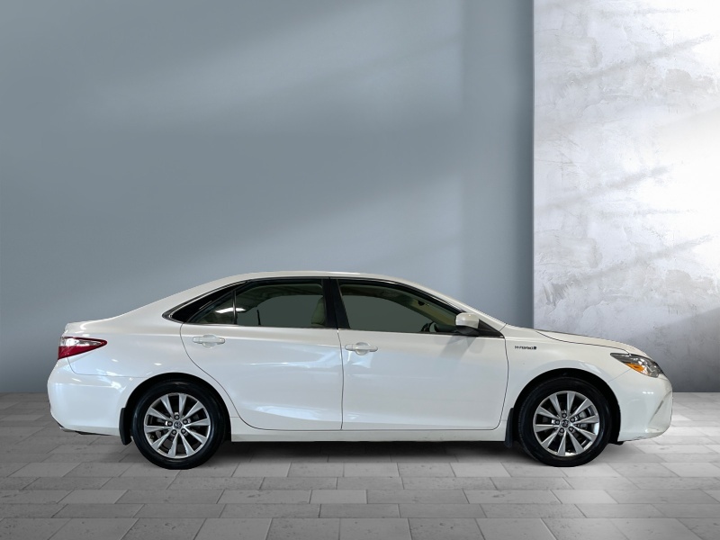 2016 Toyota Camry Hybrid