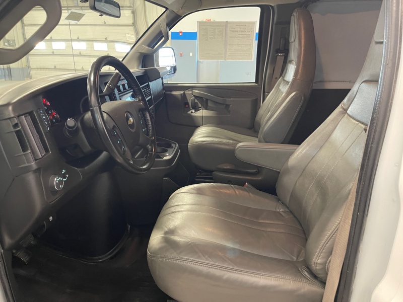 2023 Chevrolet Express Cargo Van