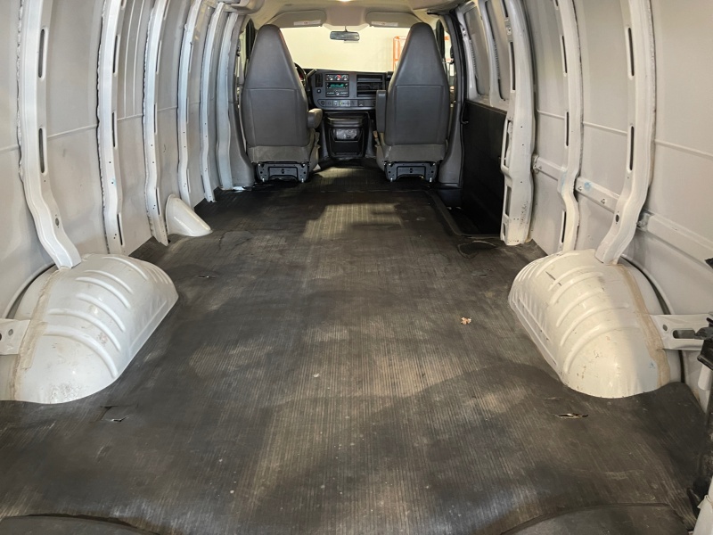 2023 Chevrolet Express Cargo Van