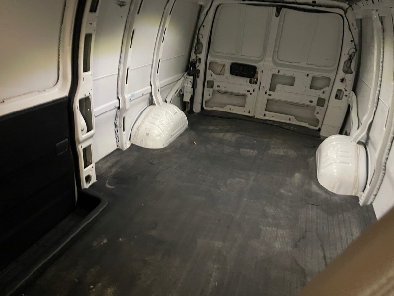 2023 Chevrolet Express Cargo Van