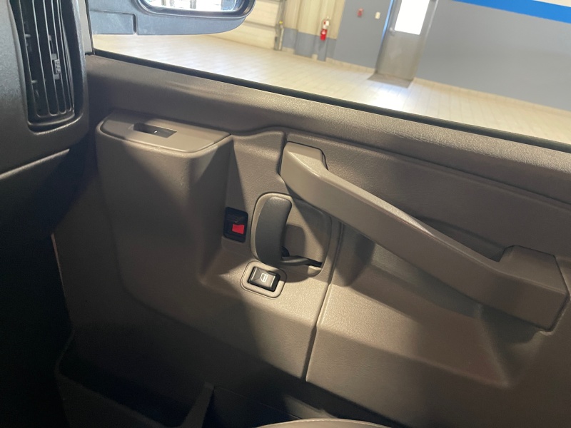 2023 Chevrolet Express Cargo Van