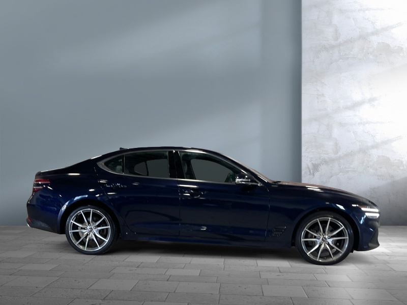 2023 Genesis G70