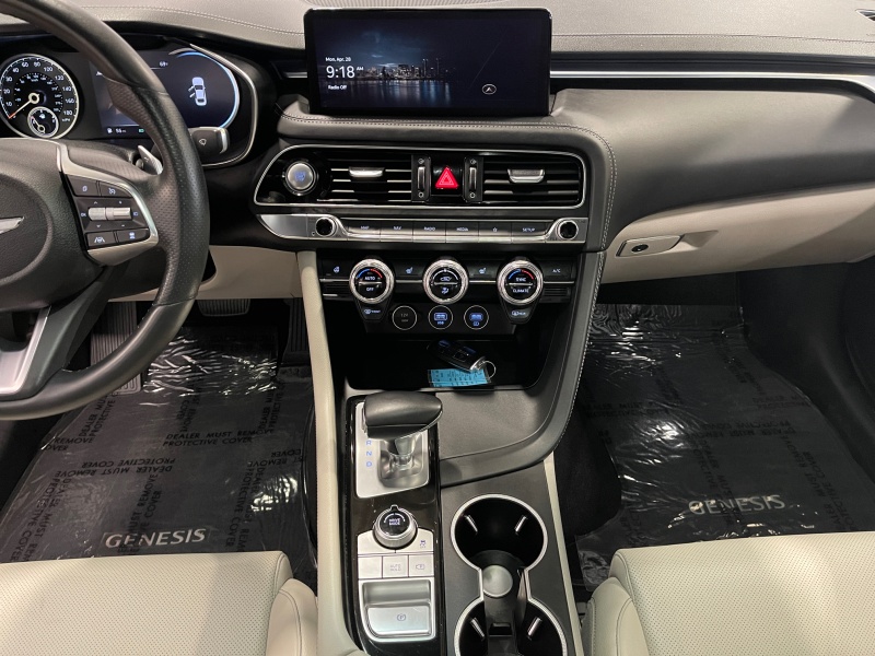 2023 Genesis G70