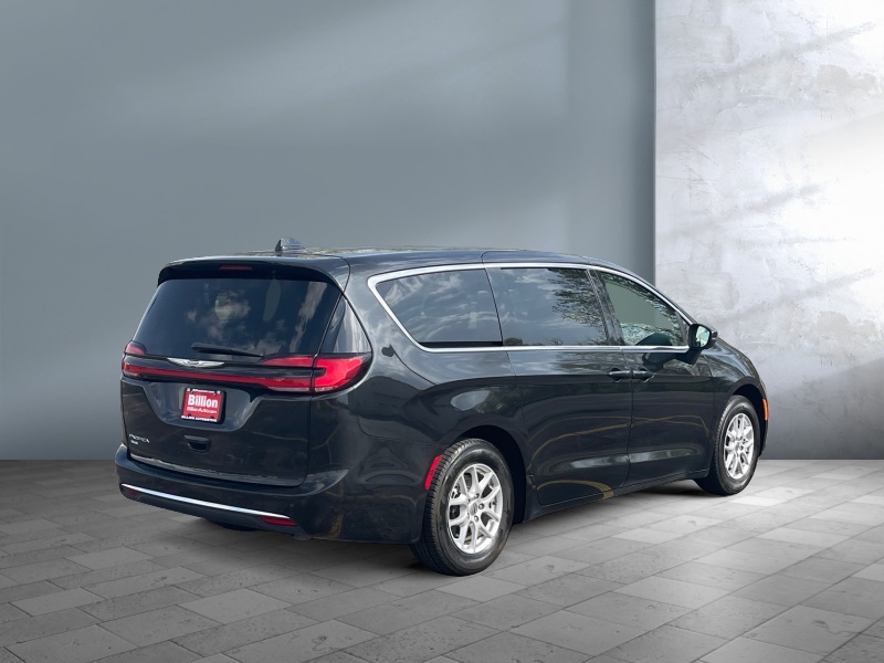 2023 Chrysler Pacifica