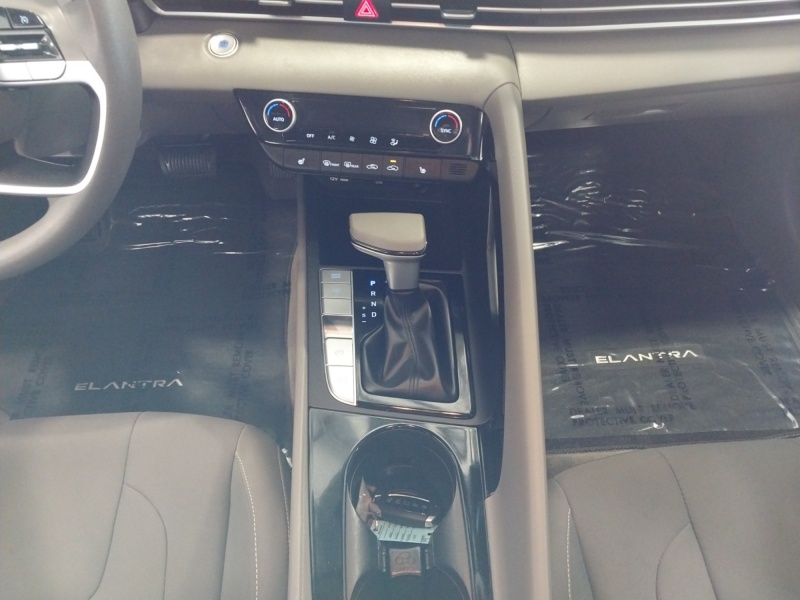 2023 Hyundai Elantra Hybrid