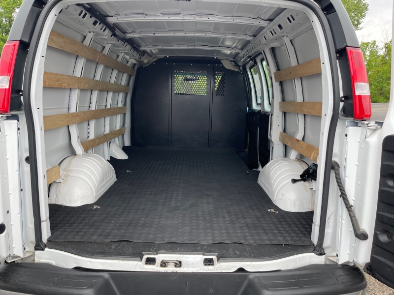 2023 Chevrolet Express Cargo Van