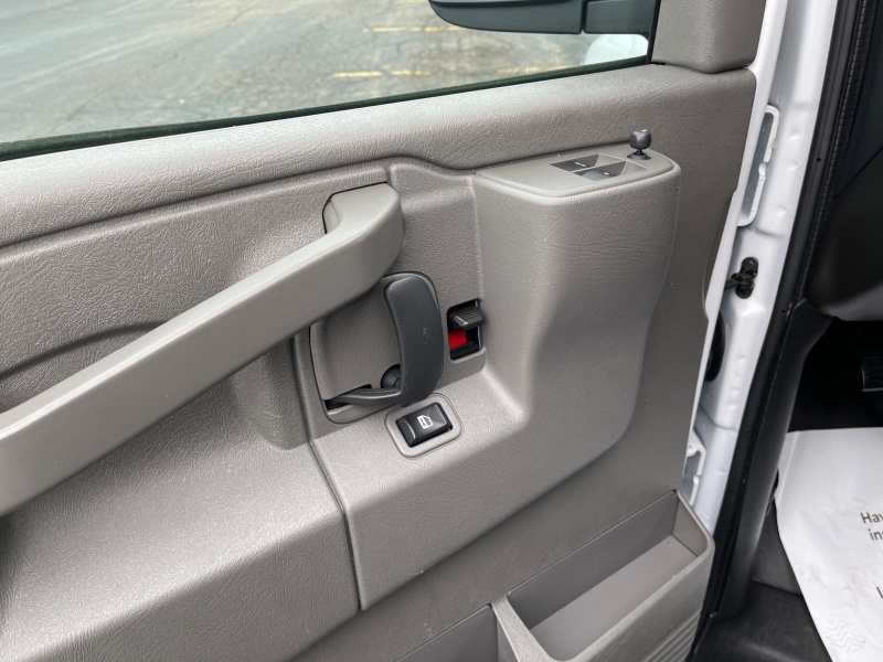 2023 Chevrolet Express Cargo Van