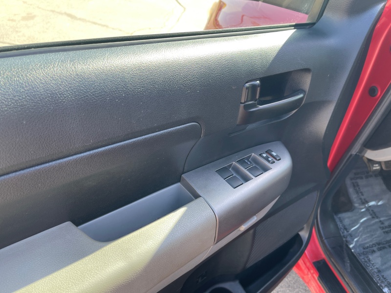 2012 Toyota Tundra 4WD Truck