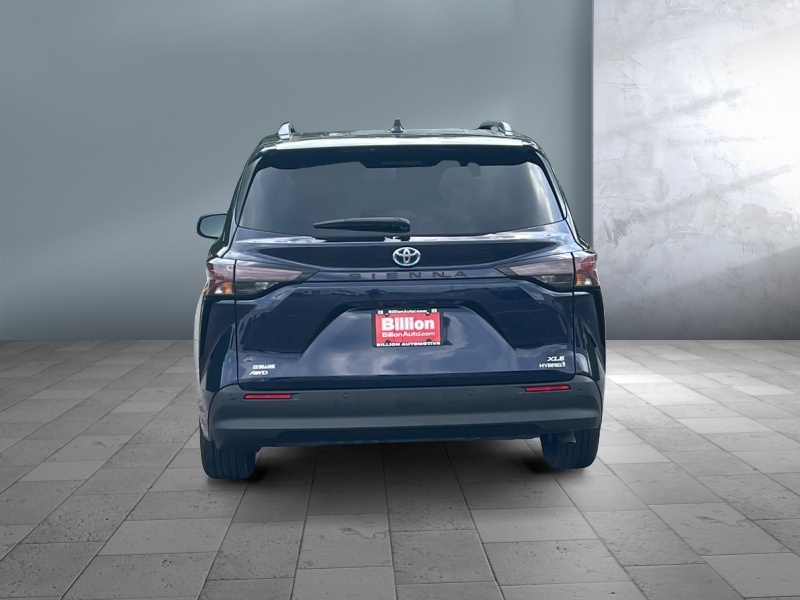 2023 Toyota Sienna
