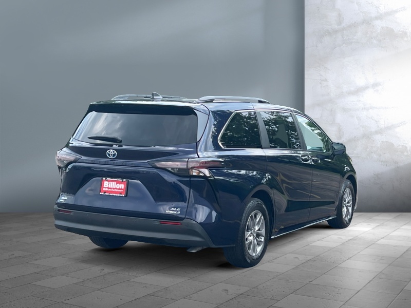 2023 Toyota Sienna