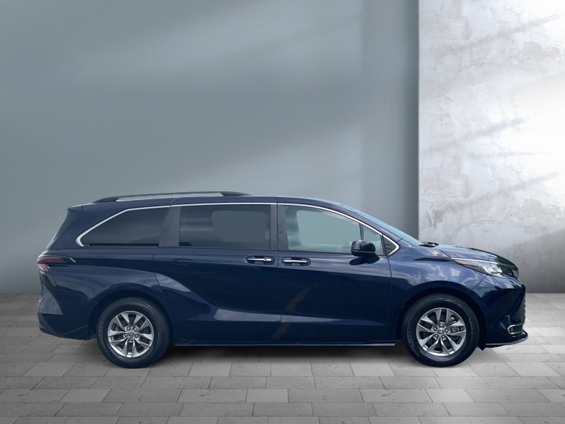 2023 Toyota Sienna