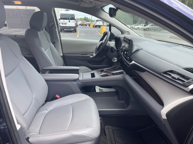 2023 Toyota Sienna