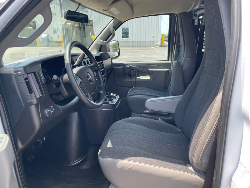 2023 GMC Savana Cargo Van