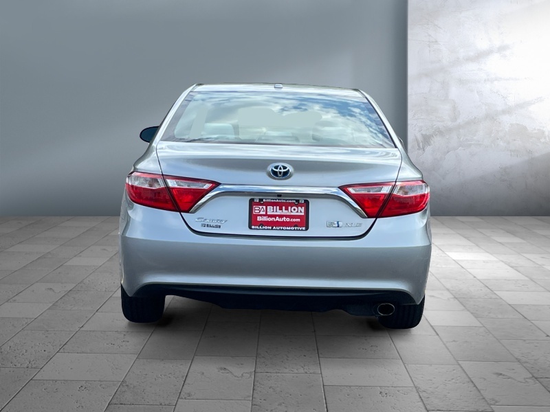 2016 Toyota Camry Hybrid