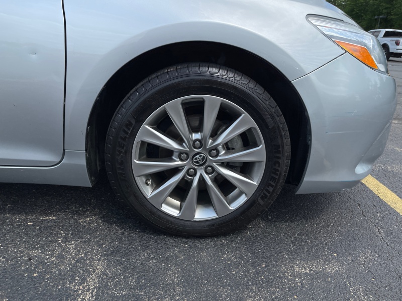 2016 Toyota Camry Hybrid