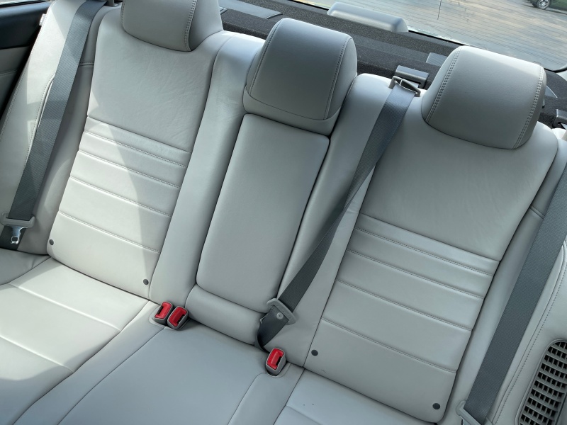 2016 Toyota Camry Hybrid