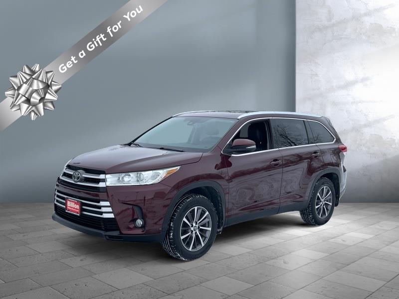 Used 2019 Toyota Highlander XLE SUVs