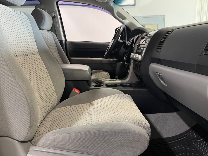 2011 Toyota Tundra 4WD Truck