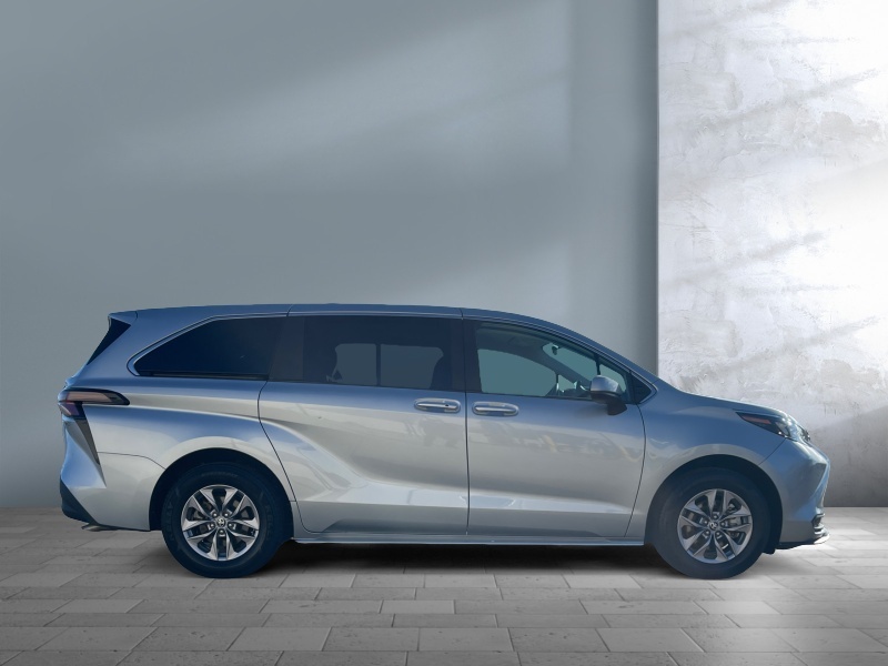 2025 Toyota Sienna