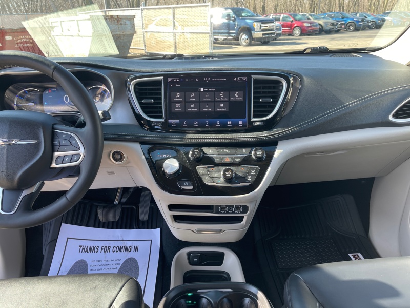 2024 Chrysler Pacifica